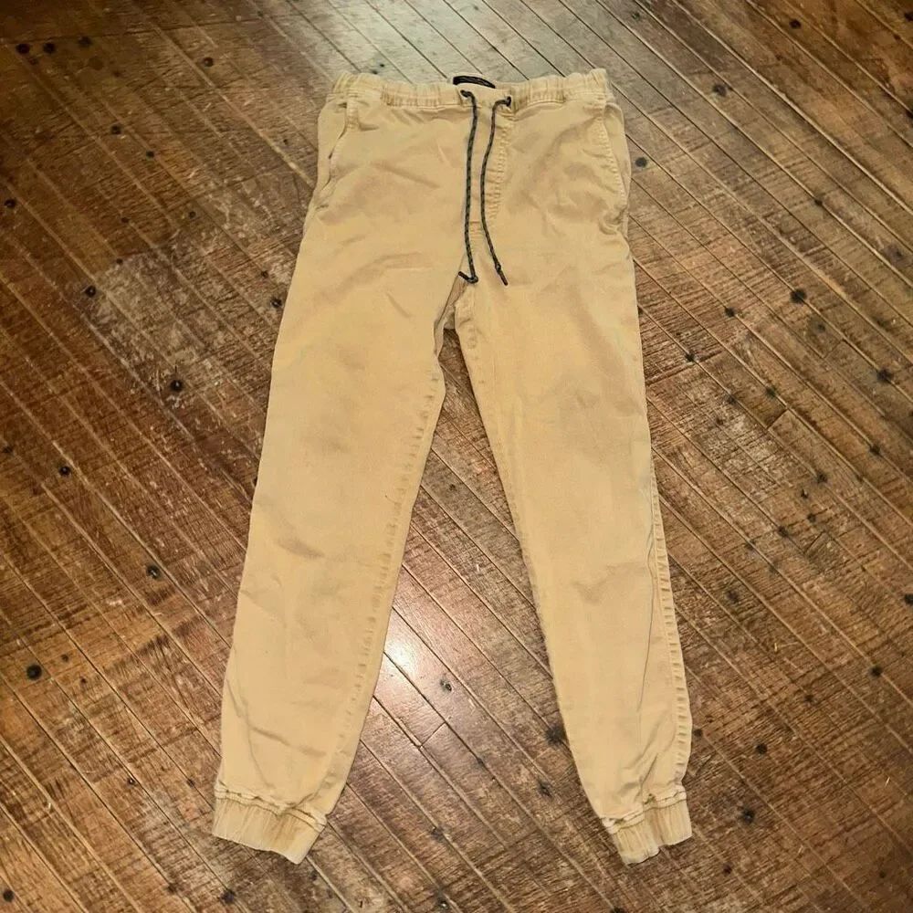 American Eagle tan S normcore lightweight joggers